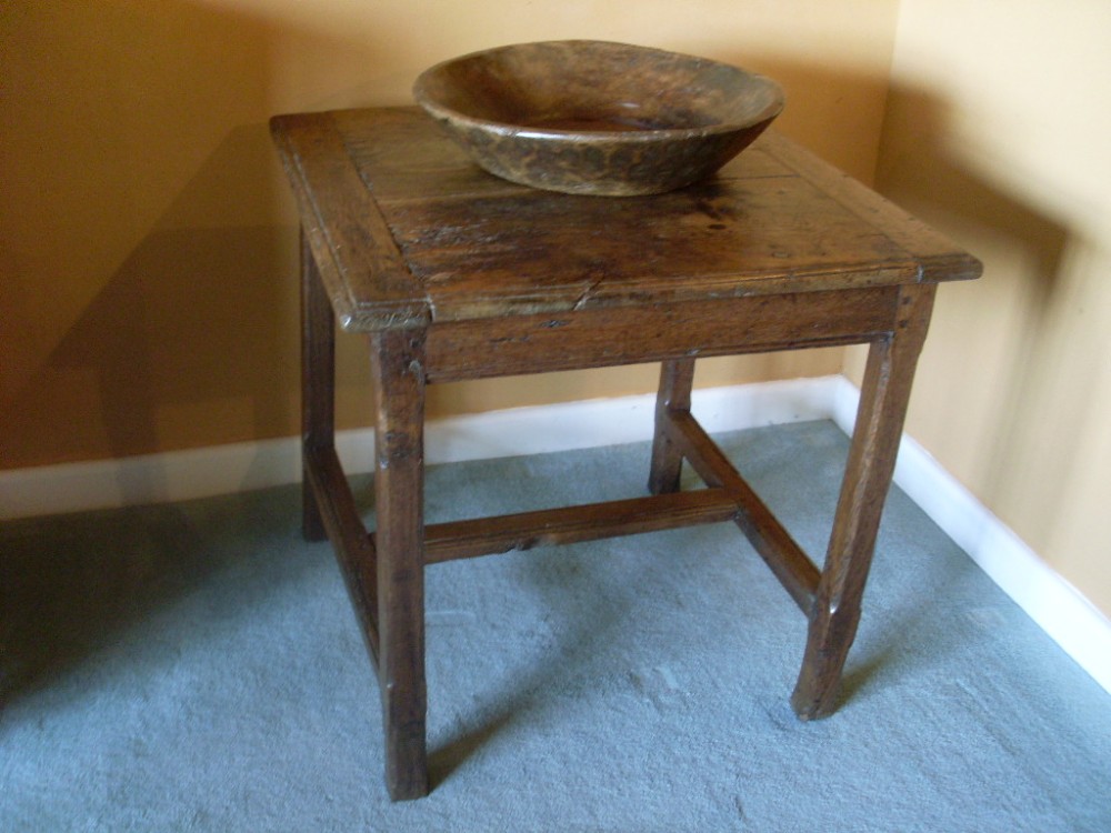 An 18thC oak tavern table