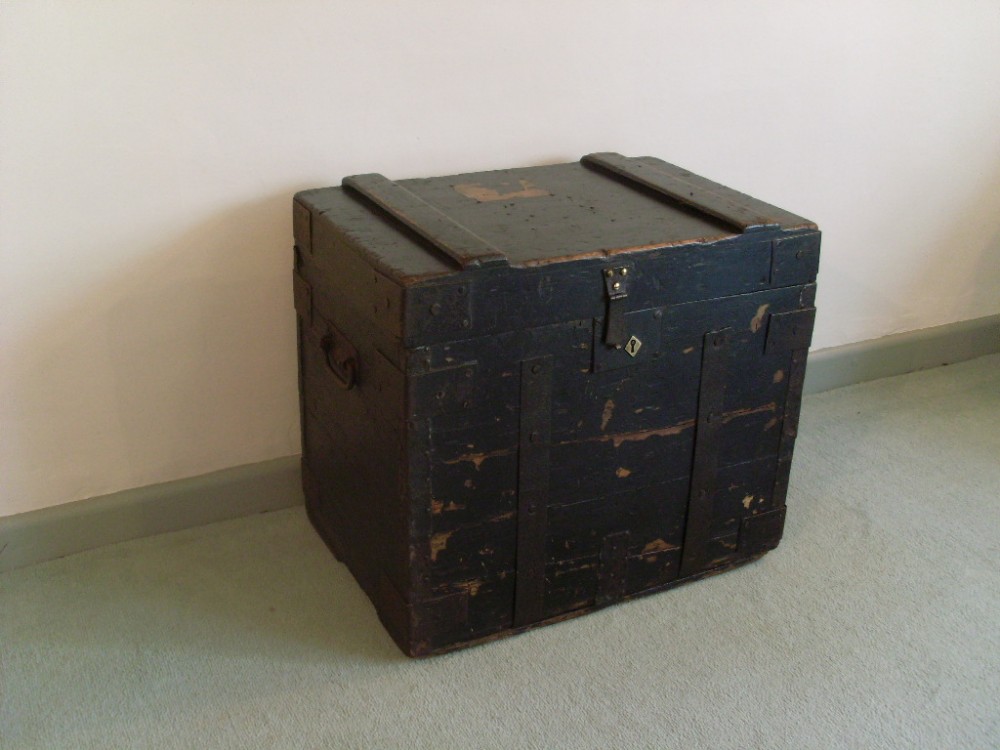 An ebonised Victorian ladies railway trunk