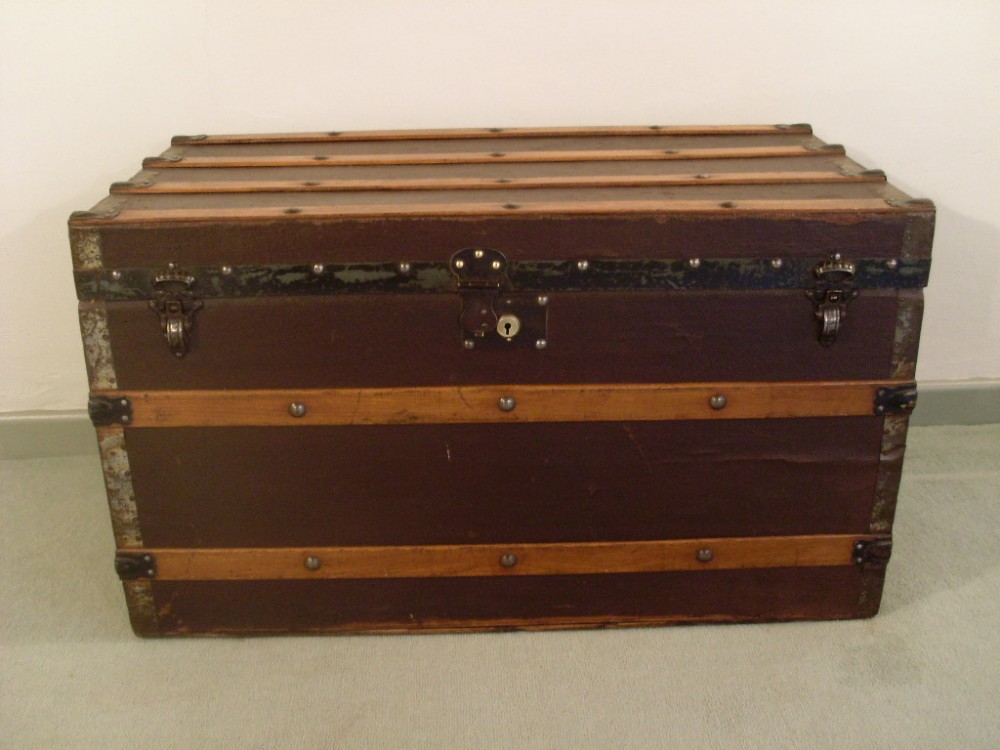 A 19thC battoned coffee table trunk