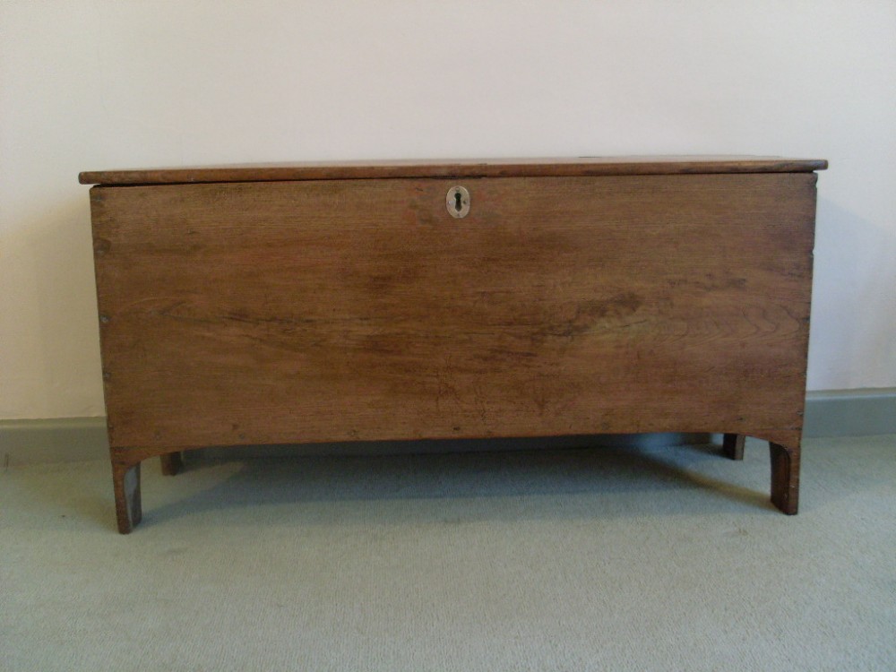 A small early 19thC elm 6 plank coffer