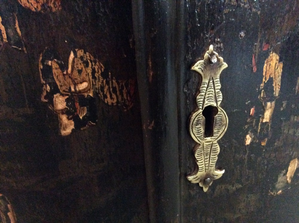 A Georgian chinoiserie corner cupboard View VIII