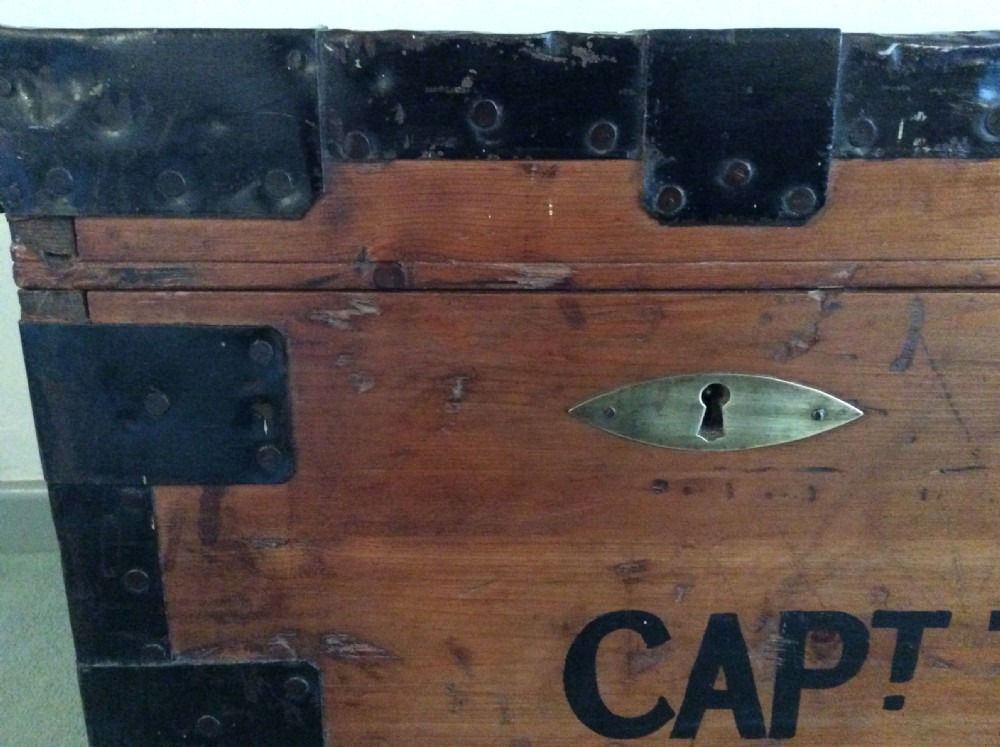 A military campaign trunk View II