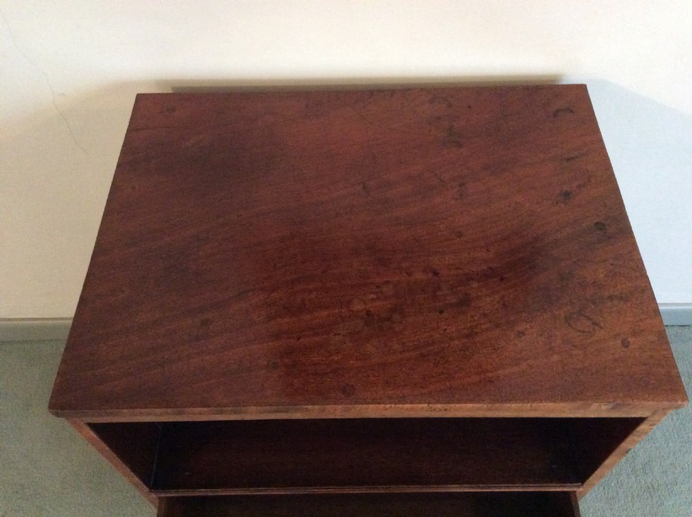 A 19thC bedside chest View IV