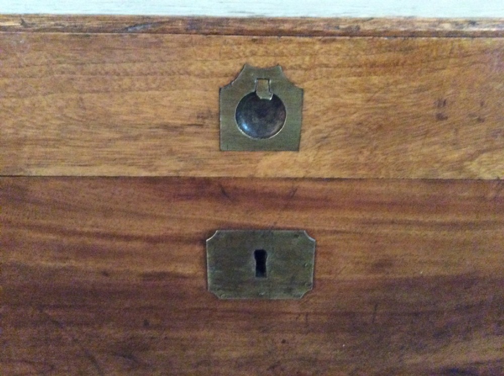 A military campaign camphor trunk View II