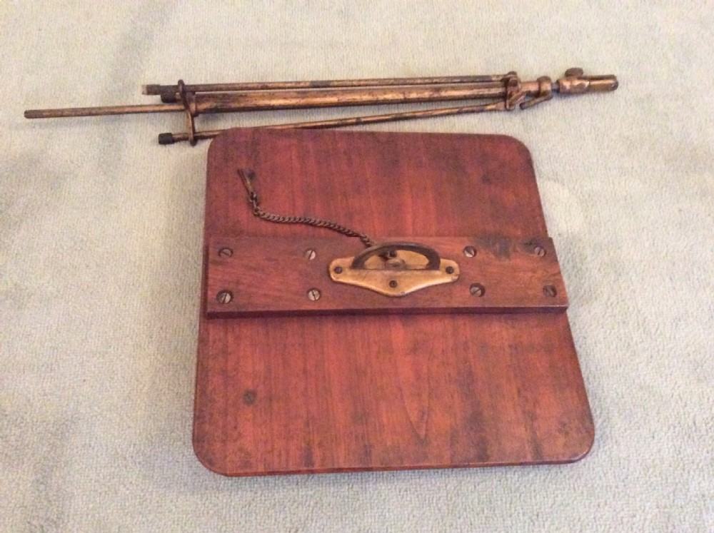 An adjustable music stand View VIII
