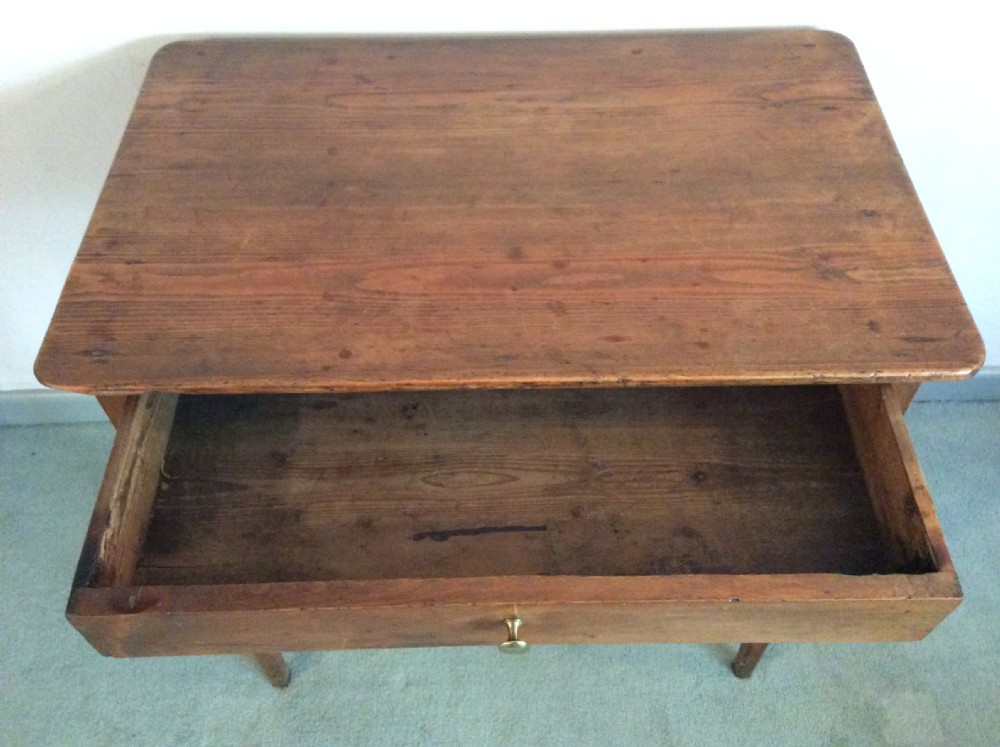 A Georgian pine side table View VI