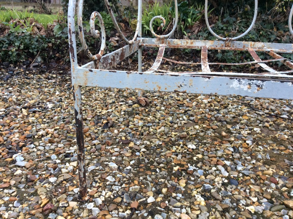 A French double seat iron garden chair View II