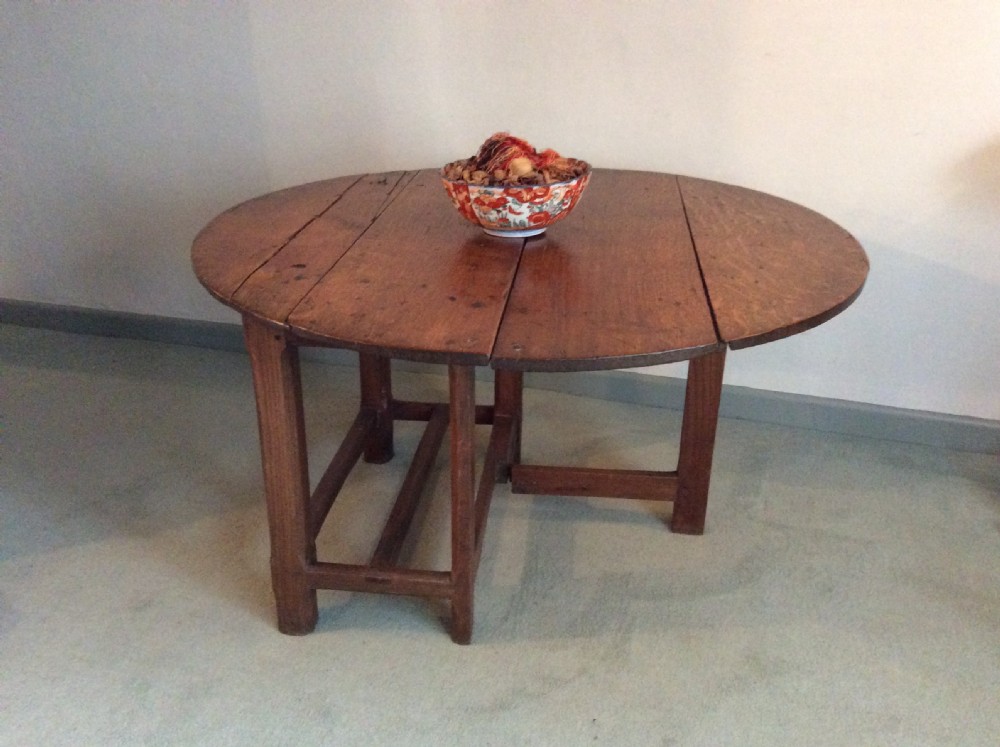An 18thC French oak low occasional table View III