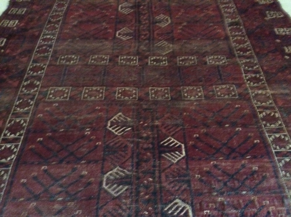 A 193cm x 145 cm antique rug View IX