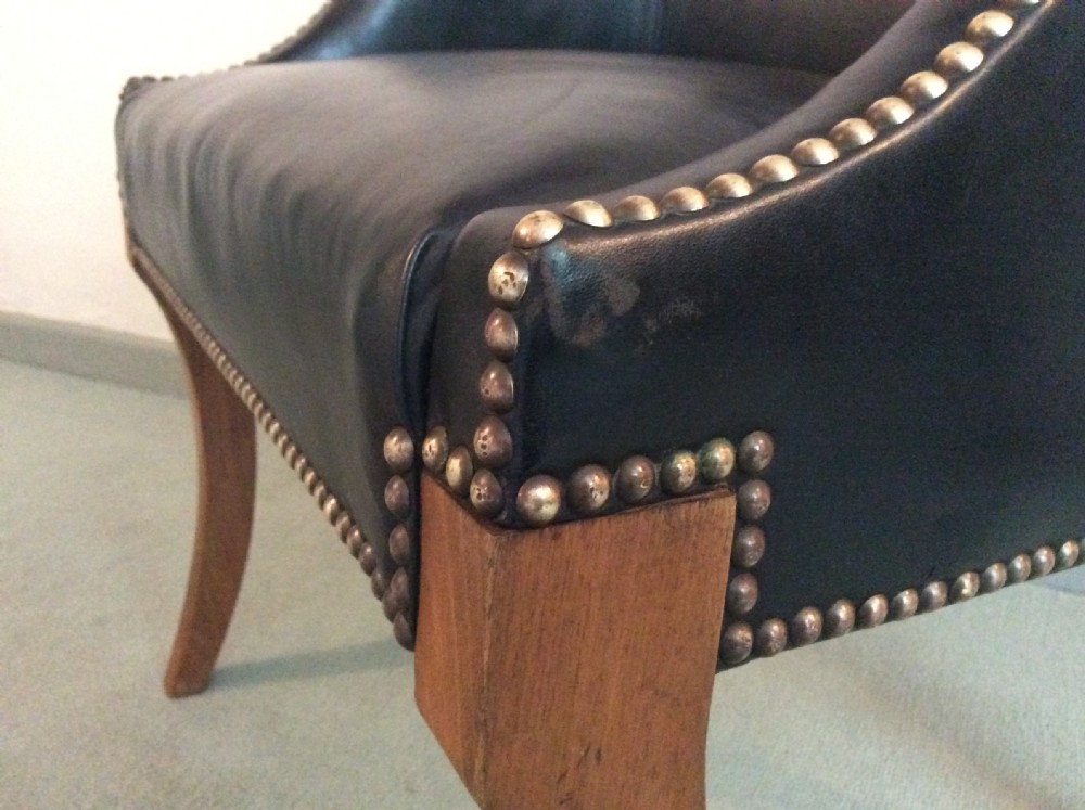 An Italian design Deco desk chair View III