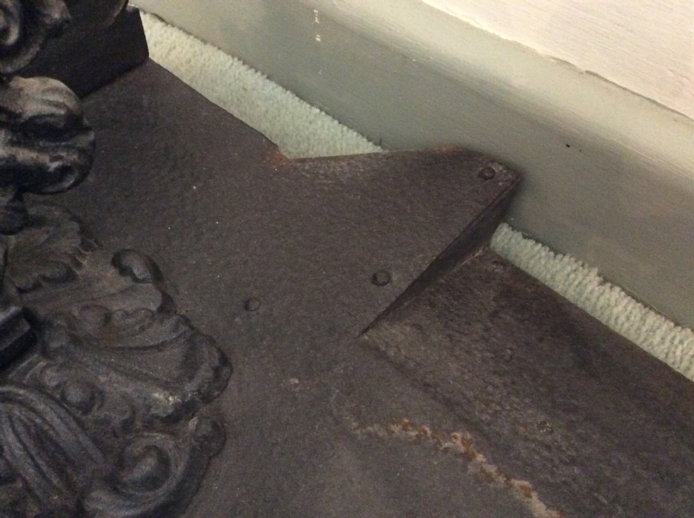 A large ornate Victorian cast iron fender View VIII