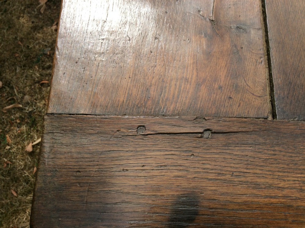 A  French coffee table View VIII