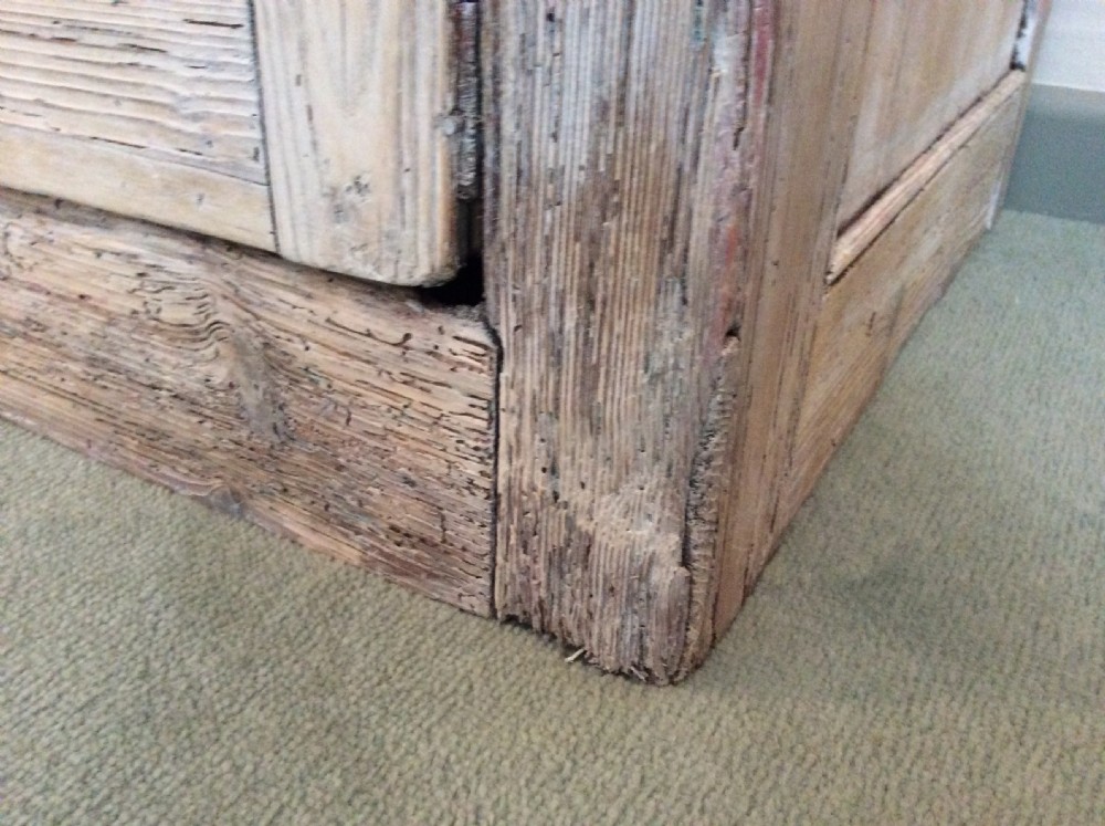 A Georgian pine dresser base View XIV