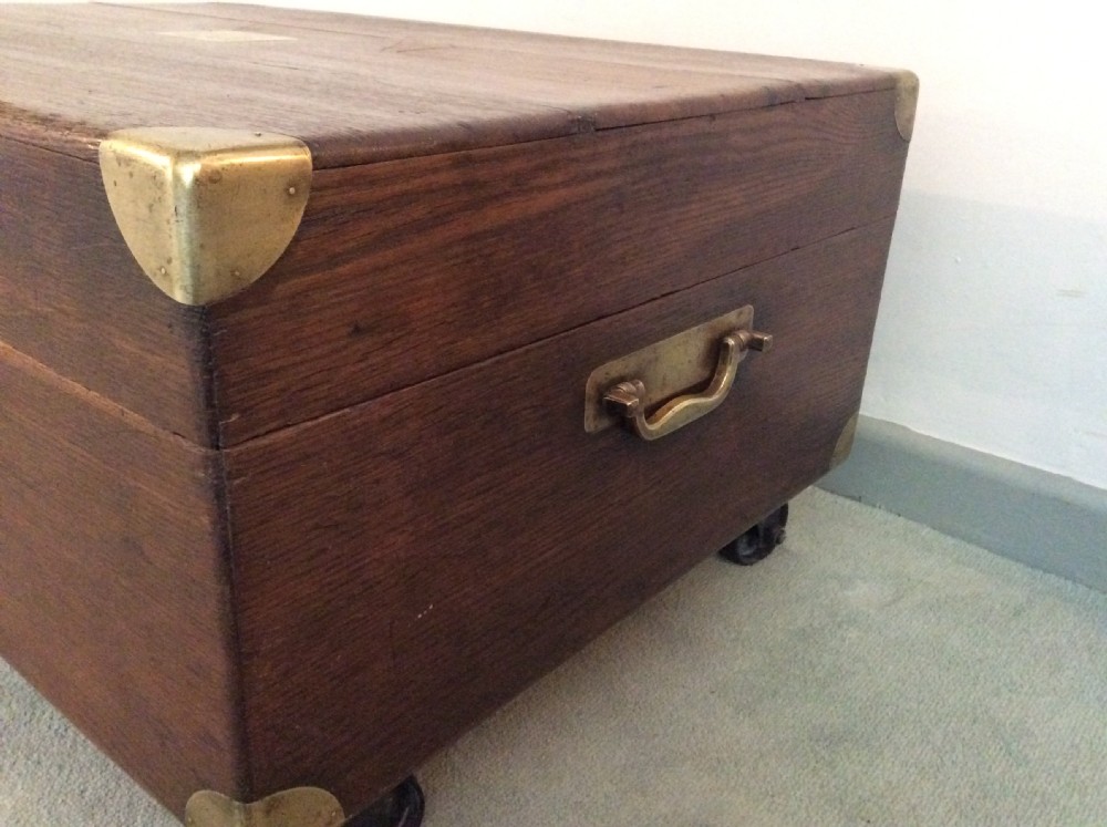 A French goldsmiths exhibition trunk View VIII