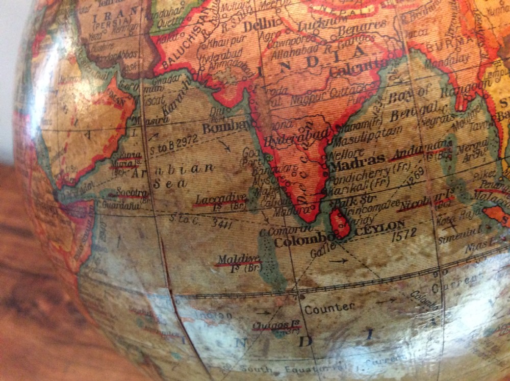 A very decorative Geographica 8'' globe View VIII