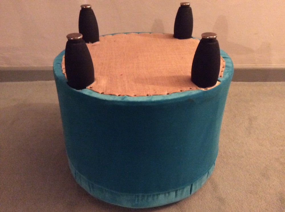 A French circular stool View V