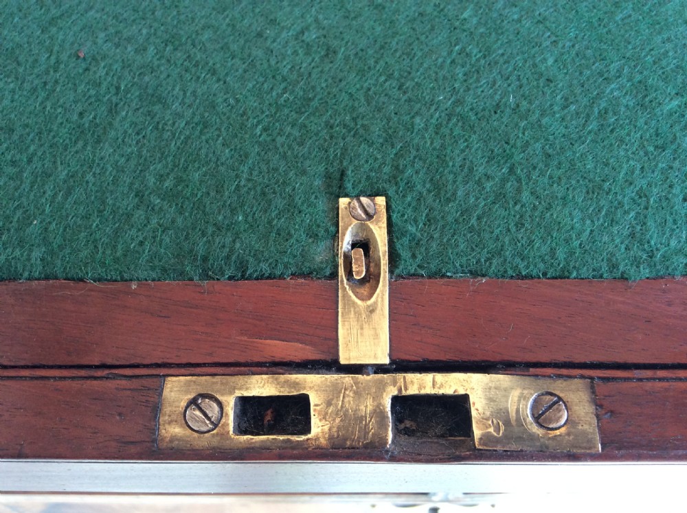 A military writing slope View V