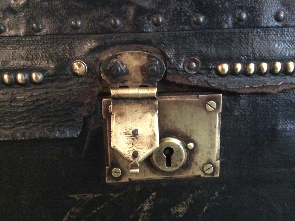 A 19thC military campaign trunk View III
