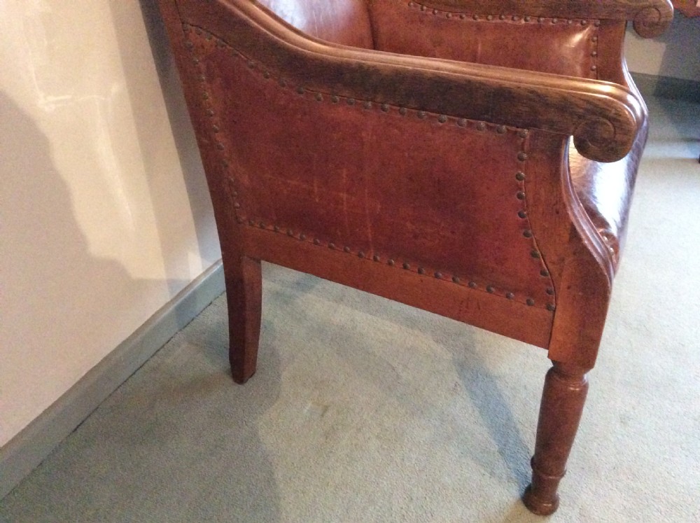 A leather covered throne chair View V