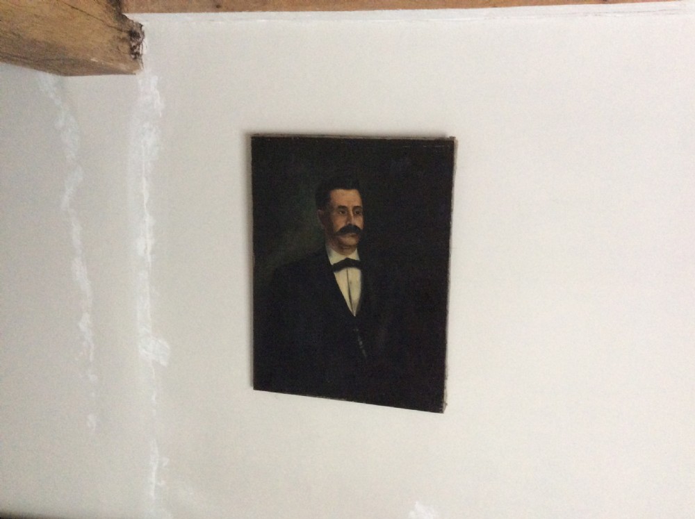 An early 20thC  portrait View VI