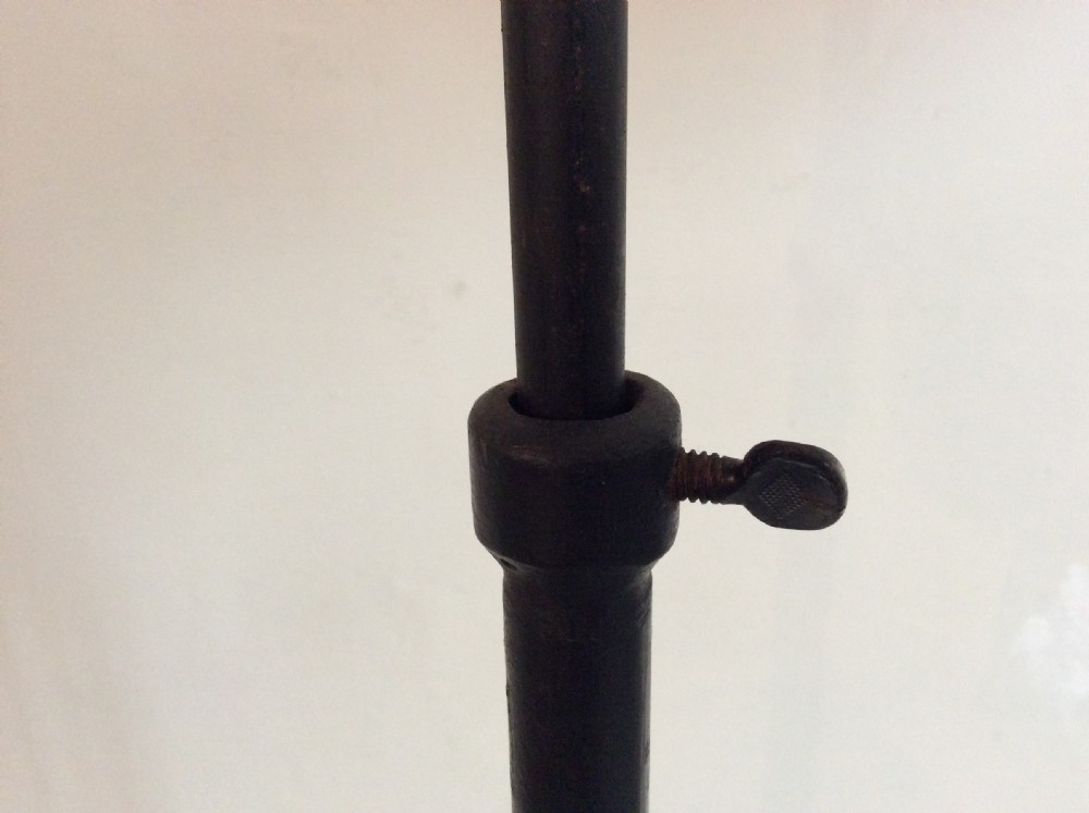 A telescopic Edwardian wrought iron lamp View III