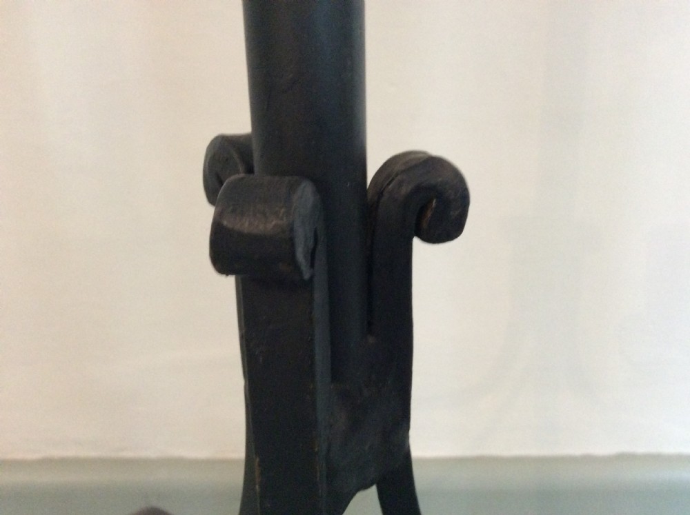 A telescopic Edwardian wrought iron lamp View V
