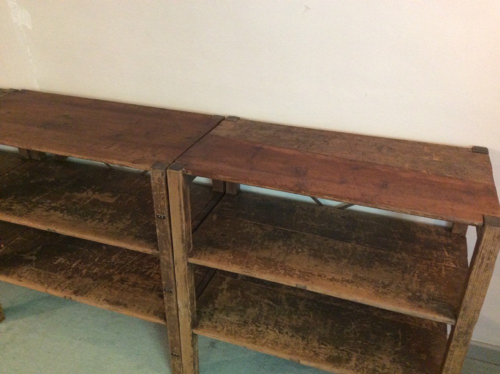 A set of 3 clothes shop storage stands View IV