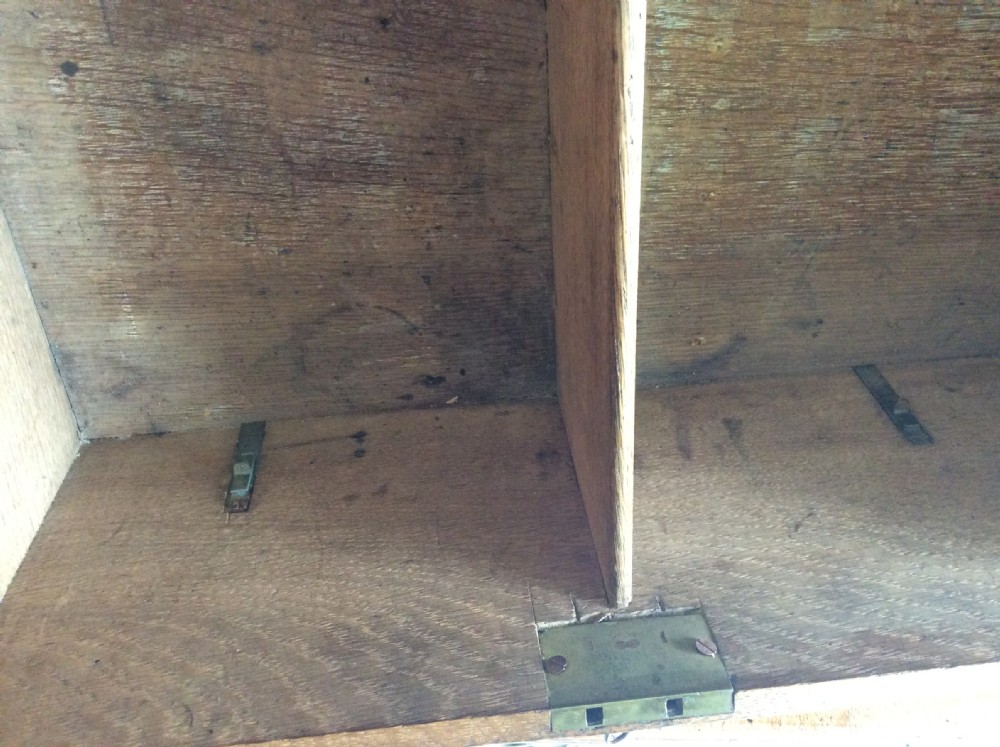 A Georgian apothecary box with lockable drawers View VI