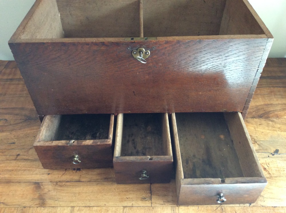 A Georgian apothecary box with lockable drawers View VII