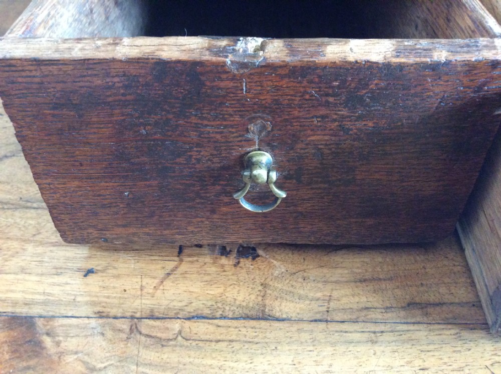 A Georgian apothecary box with lockable drawers View VIII