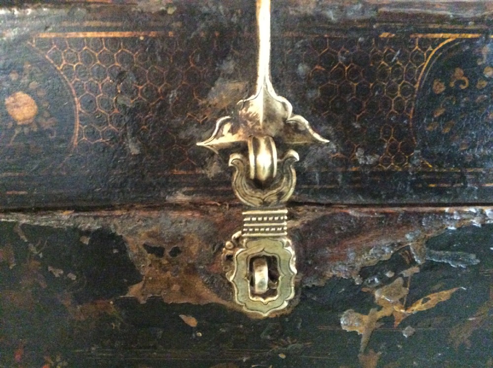 A very decorative chinoiserie trunk View II