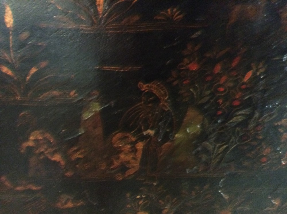 A very decorative chinoiserie trunk View III