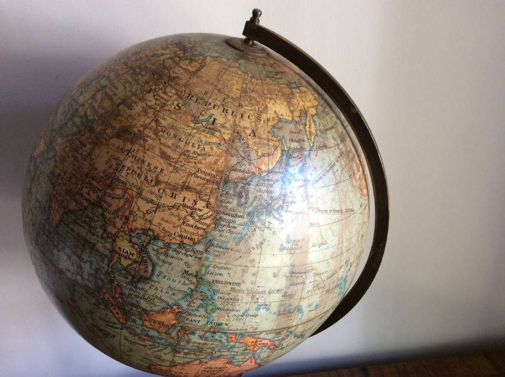 A good 10'' Geographia terrestrial globe View IV
