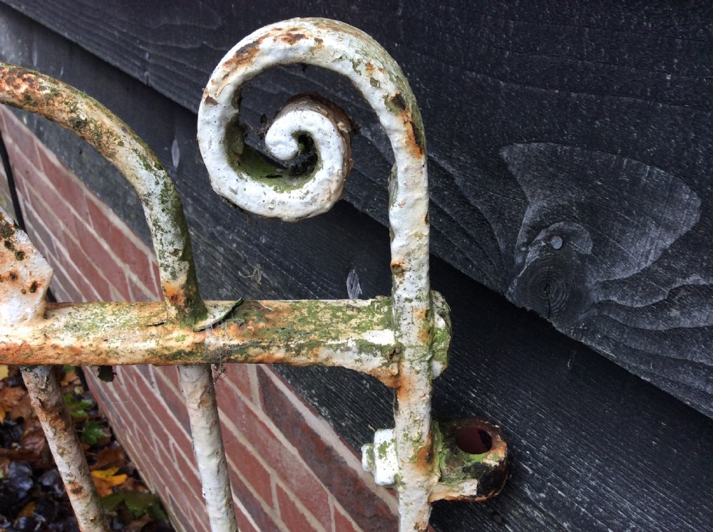 A pair of 19thC iron gates View II