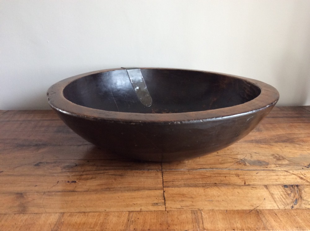 Two large dairy bowls View III