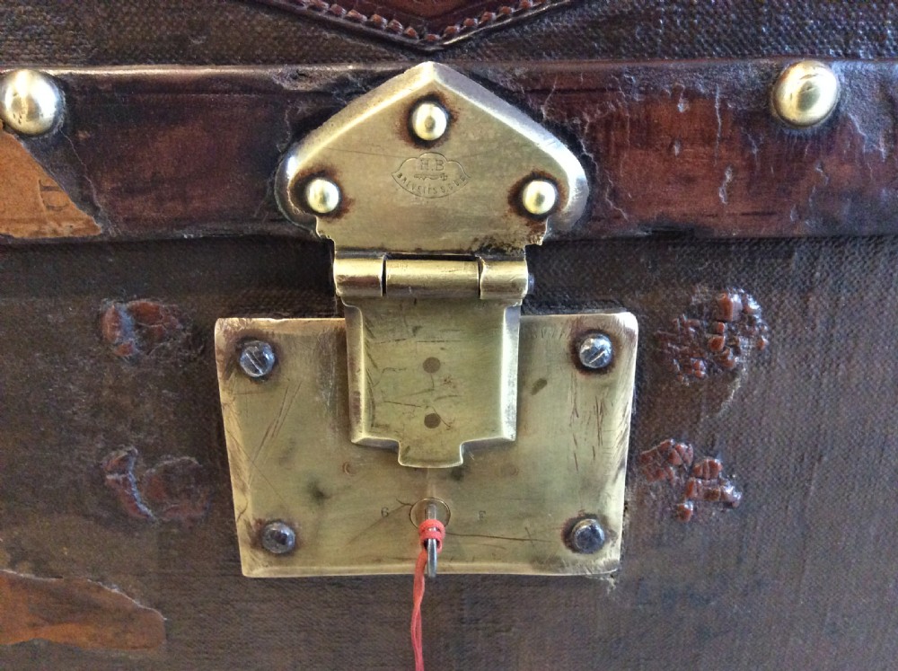 A late 19thC French travelling trunk View III