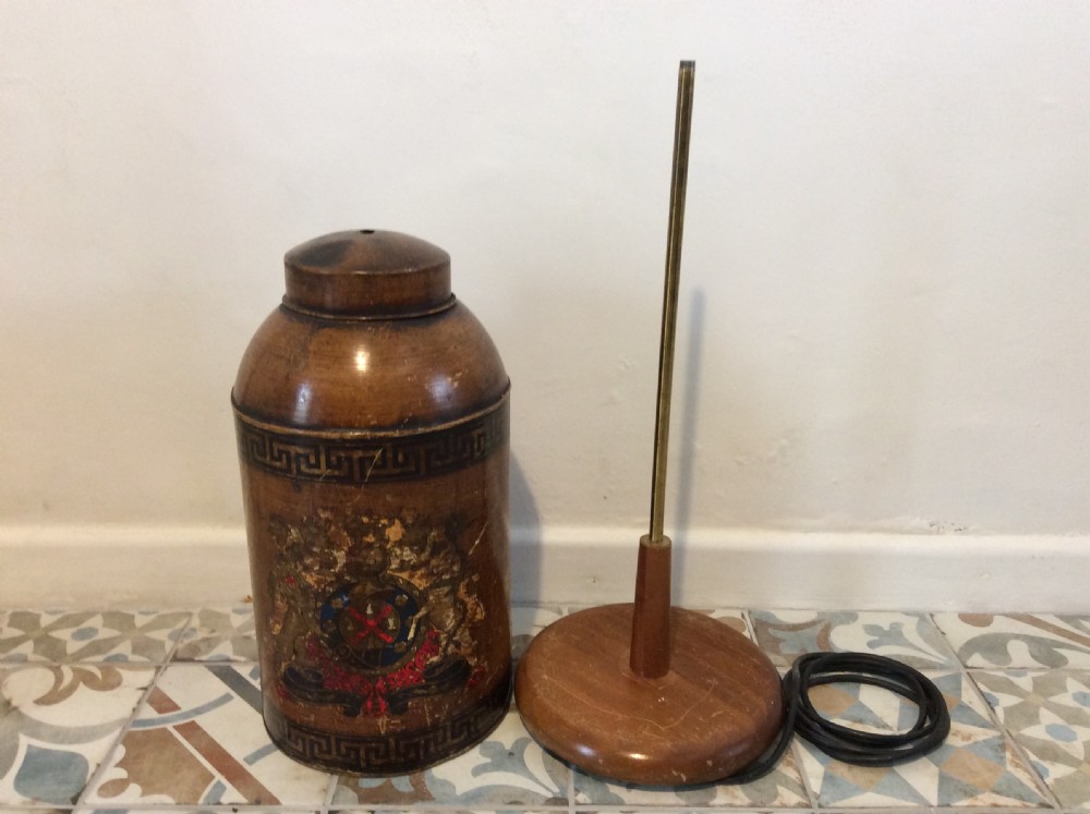 A large19thC crested toleware tea canister View VIII