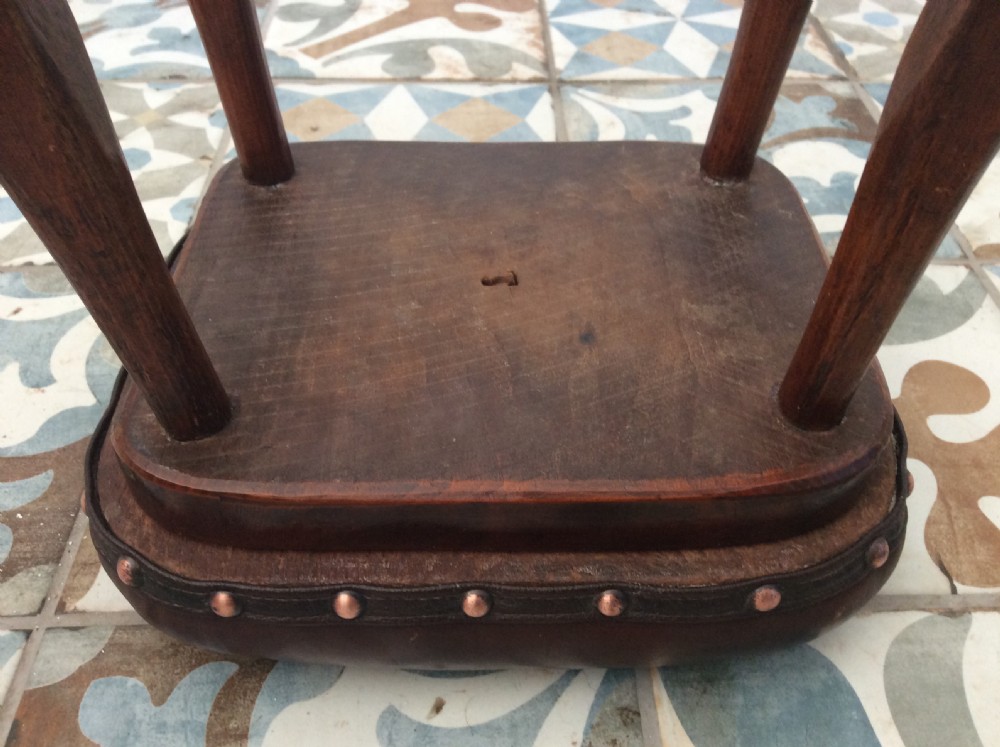 A Victorian artists stool View III