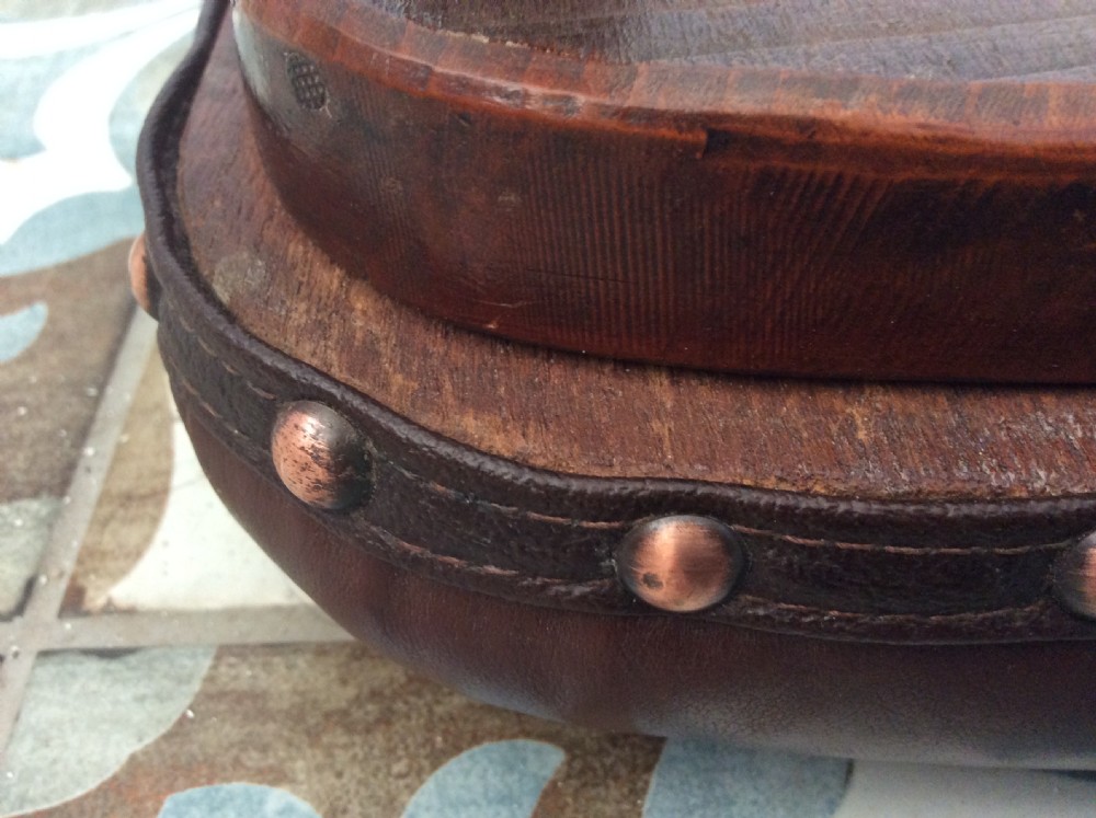 A Victorian artists stool View IV
