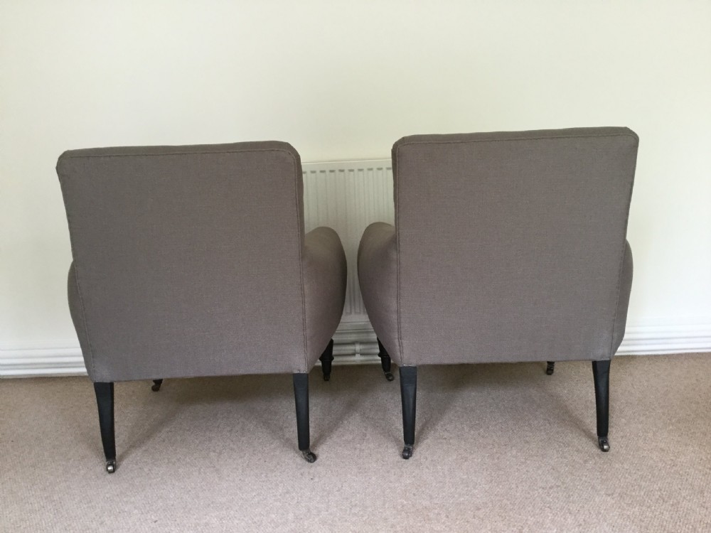 A pair of French armchairs View IV