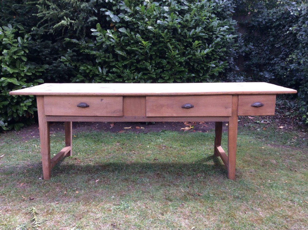 A French cherry & pine kitchen prep table