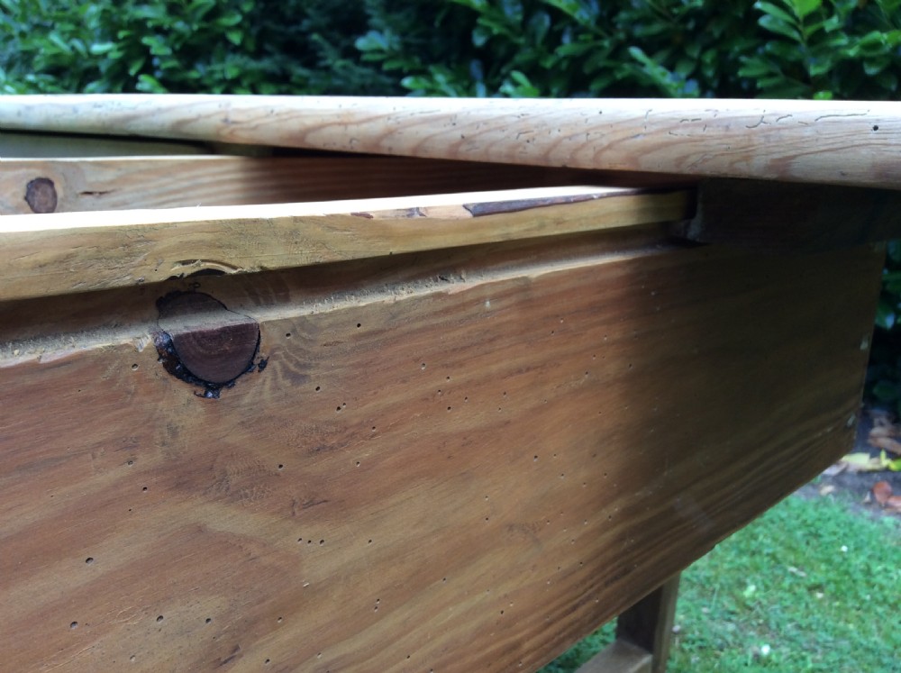 A French cherry & pine kitchen prep table View XV