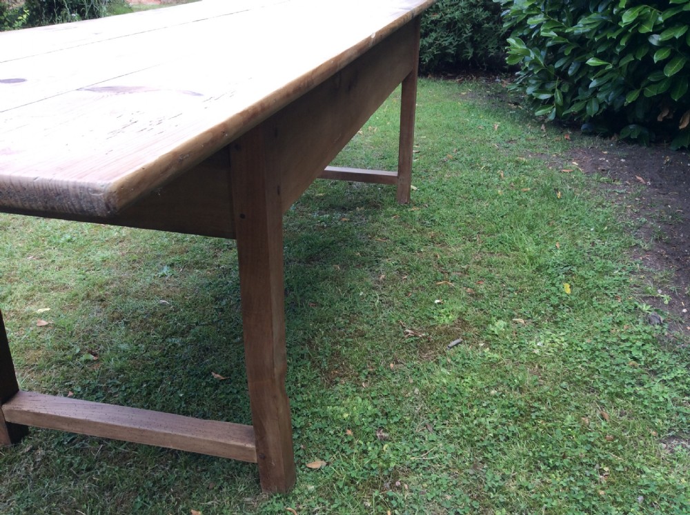 A French cherry & pine kitchen prep table View XVII