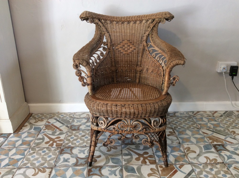 An American Heywood wicker chair View IV