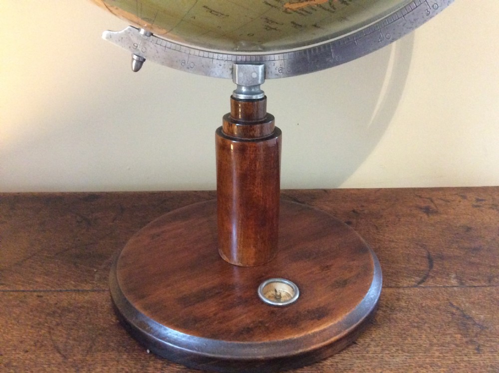 A 1930's Philips standard globe View II