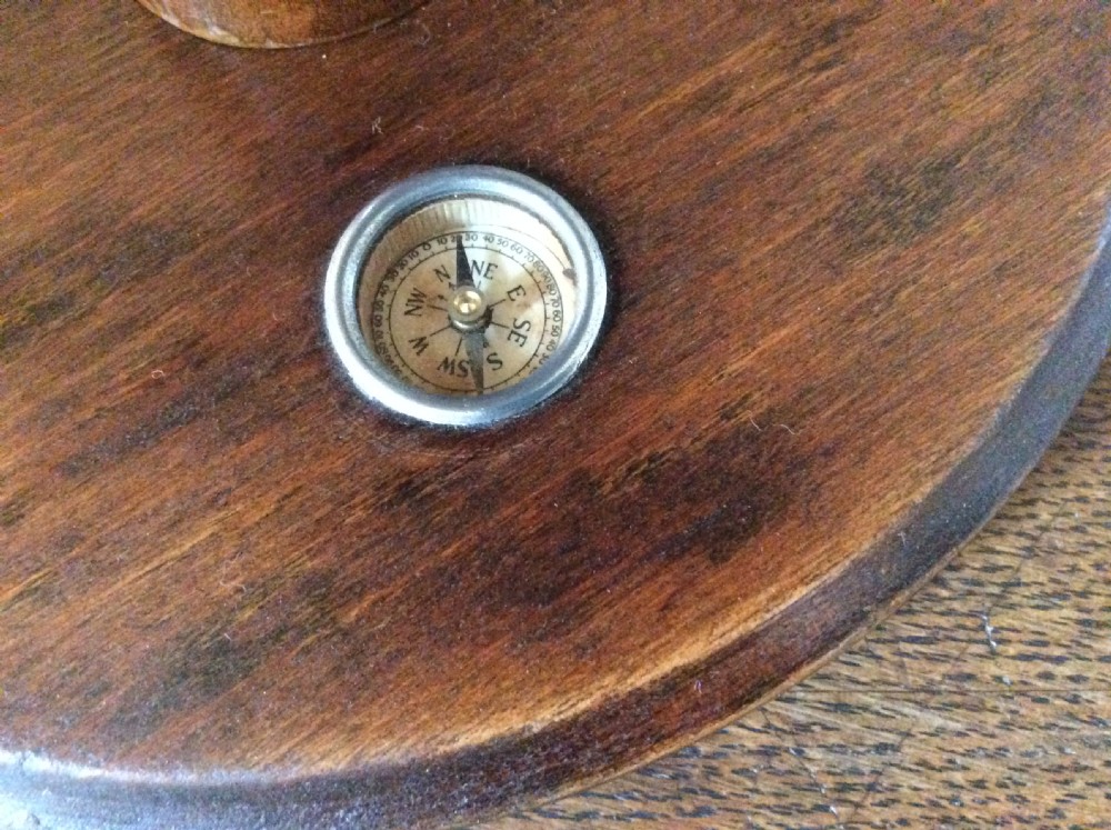 A 1930's Philips standard globe View XI