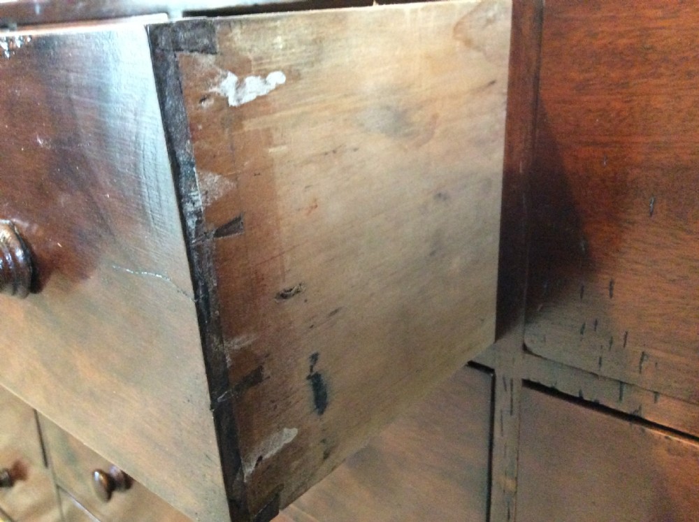 A 122 cm wide bank of drawers View IV