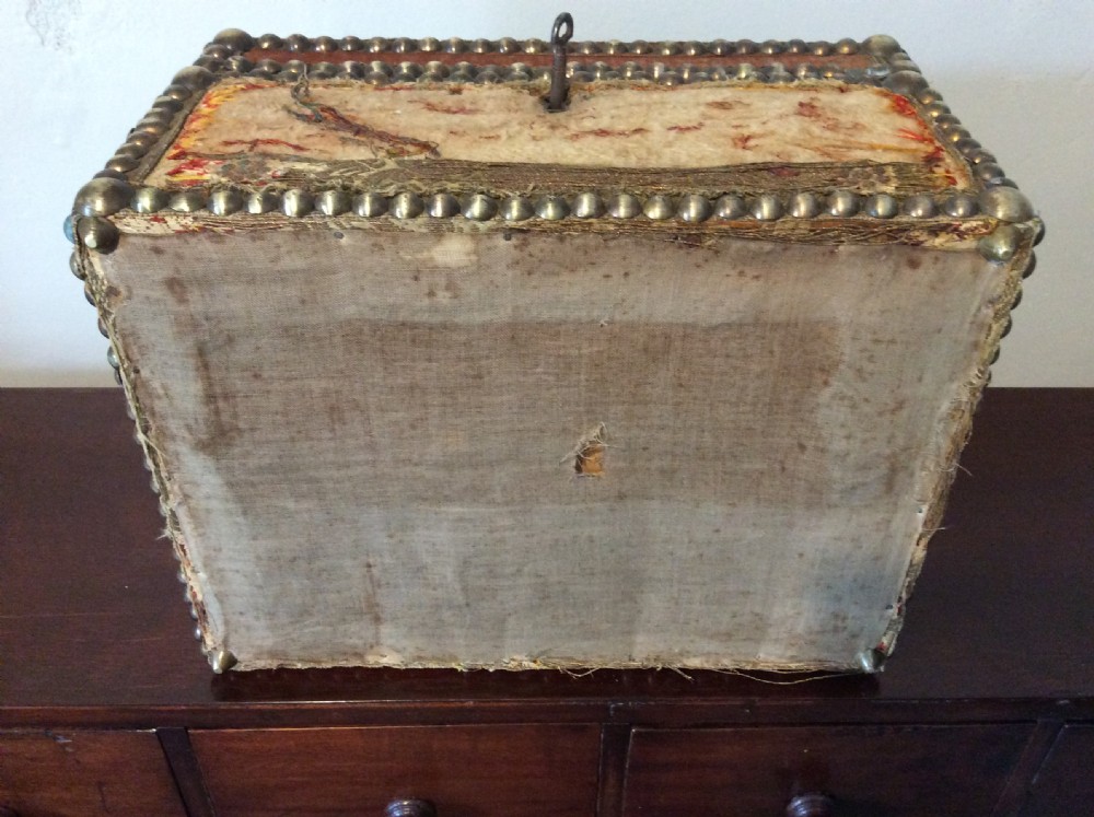 An antique French jewel box View XII