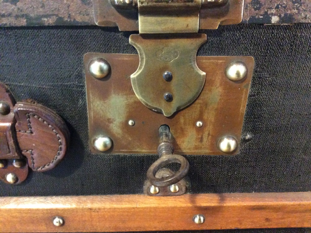 A French travelling trunk View VII