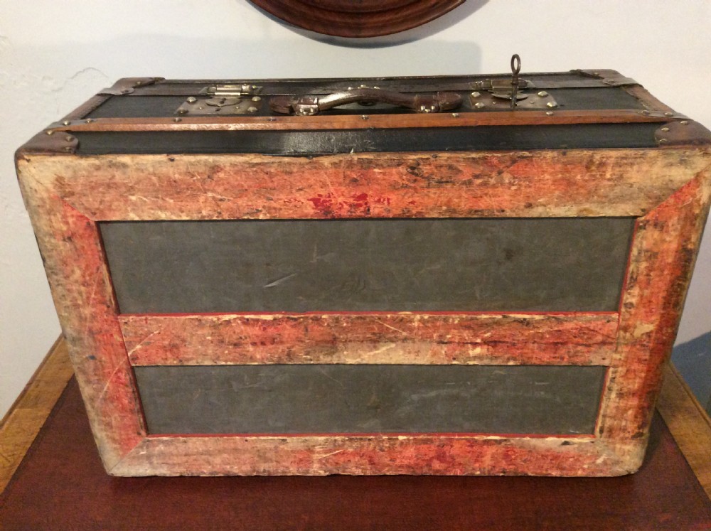 A French travelling trunk View XI